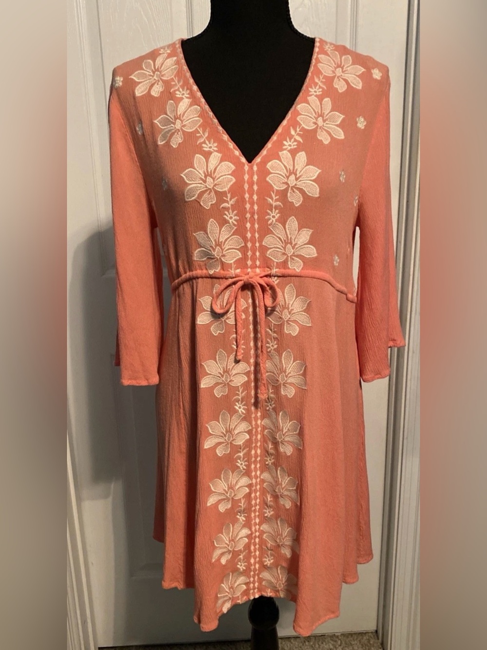 UMGEE Dress S Small Coral Peach Floral Embroidery EUC